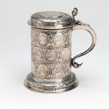 A Dutch silver tankard with coins, Groningen